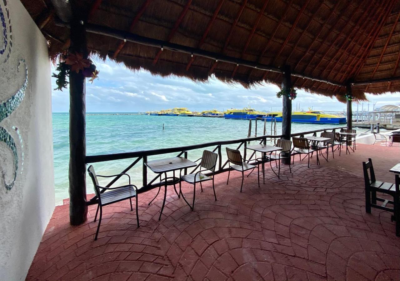 Casa Caribe Канкун Екстериор снимка View of the beach from the hotel